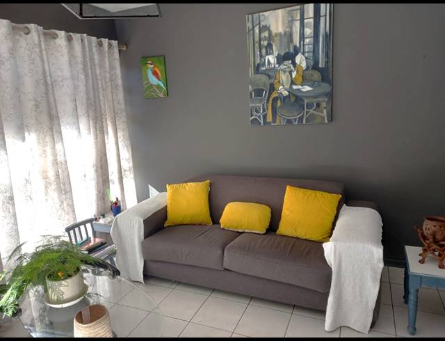2 BEDROOM DUPLEX FOR SALE IN BLUFF